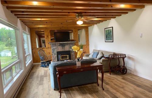 Madawaska Valley Station Balnéaire | Barry's Bay Golf Resort