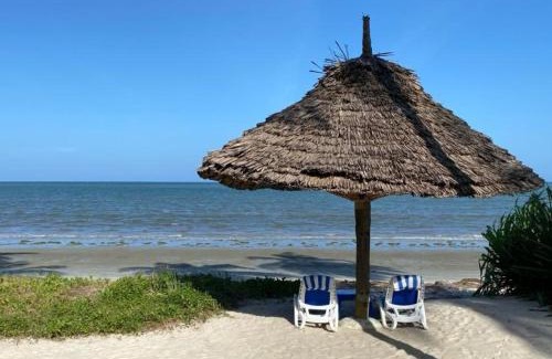 Pangani Station Balnéaire | Barry's Beach Resort