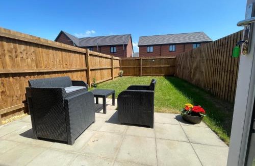 Barry Appartement | Barry Waterfront Stays - ENTIRE 3 BED PROPERTY