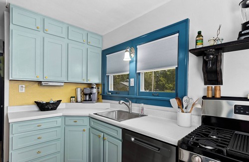Bartonville Maison | Bartonville 3BR |Peloton + Work Space |5mi Airport