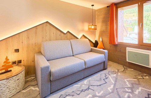 Les Deux Alpes Hôtel | Base Camp Lodge Les 2 Alpes