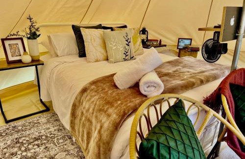 Alonnah Autre | Base Glamp Bruny - Heated Tents for 8 People