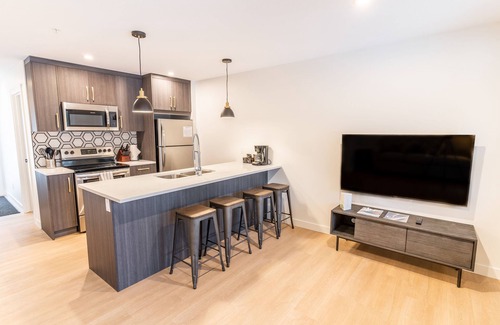 Revelstoke Hôtel | Basecamp Resorts Revelstoke I One Bedroom Apartment (Dog Friendly)
