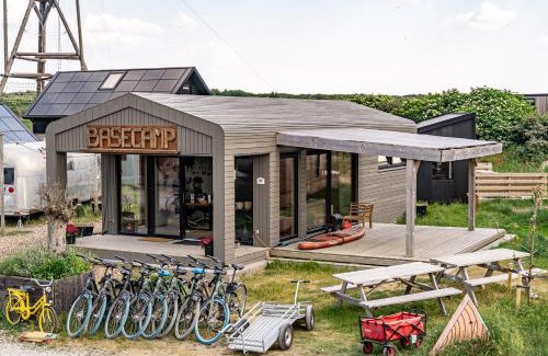 IJmuiden Station Balnéaire | Basecamp Tiny House Eco-resort IJmuiden
