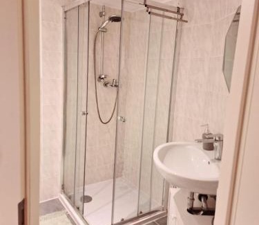 Eicken Appartement | Basement Room