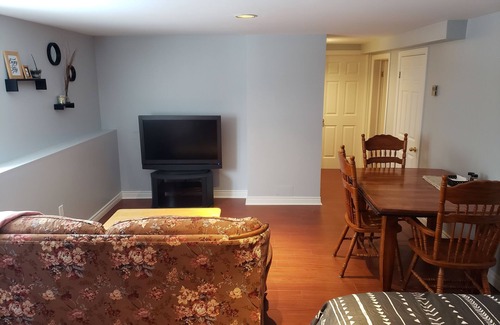 Grand Bay-Westfield Maison | Basement with private entrance