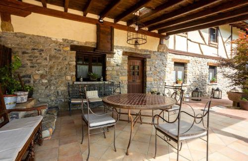 Forua Maison | Baserri Forua by Urdaibai Rentals
