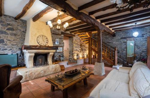 Forua Maison | Baserri Forua by Urdaibai Rentals