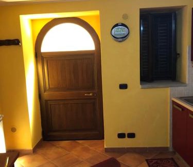 Basico Maison | Basicò un balcone sul mare - Casa SALITA FOTI -Case vacanza Sicilia&Toscana-