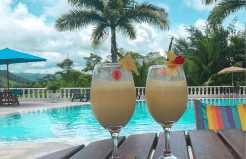 Puerto Triunfo Hôtel | Basica Triple