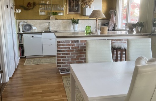 Bastad Villa | **Bienvenue dans notre appartement de vacances idyllique à Båstad !**