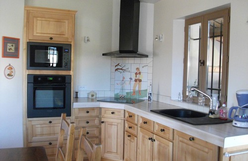 Apt Maison | MEUBLE 4 ETOILES, PISCINE, 3000 M2 DE TERRAIN, 2-4 PERS, APT, LUBERON