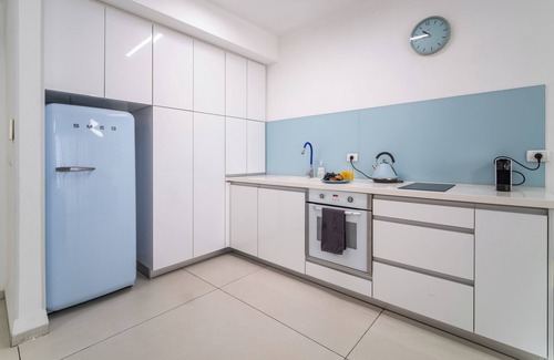 Haifa Appartement | Bat Galim Sea View Balcony by Sea N Rent