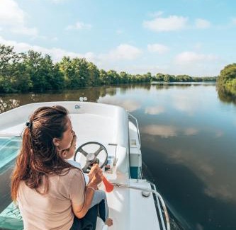 Grez-Neuville Location De Bateaux | Bateau sans permis 2 cabines 6 couchages