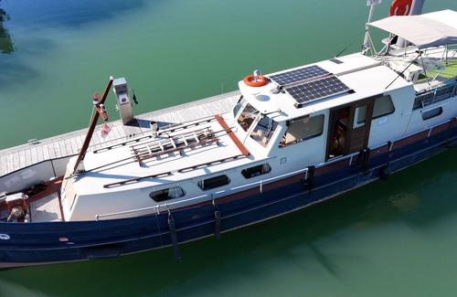 Meaux Location De Bateaux | Bateau Spicy - Séjour insolite sur la Marne