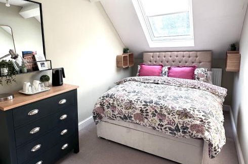 Bath Lit Et Petit-Déjeuner | Bath Central Free Parking One Double Ensuite Room in Historical Mews Cottage