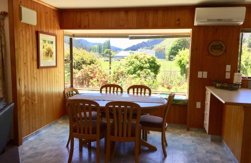 Woodstock Maison | Baton Country Escape