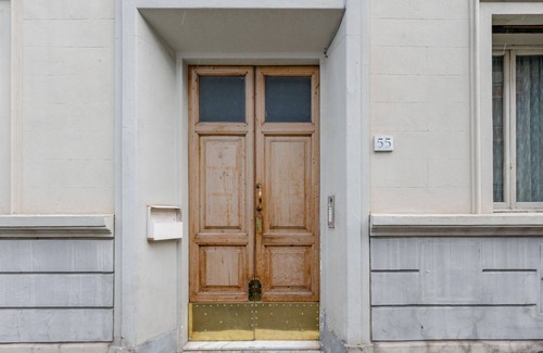 Isolotto Appartement | Batoni Tram Stop, 14 min to the Duomo! - Your urban retreat in a newly renovated modern apartment with free street parking.