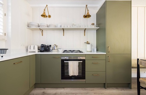St. Mary's Park Appartement | Battersea Set – 3 Bedroom Home with Garden
