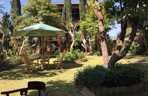 Toya Bungkah Maison | Batur Sunrise Guesthouse ~ Chambre Familiale Vue Jardin