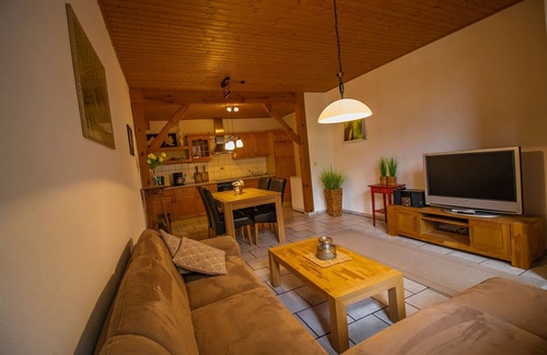 Detern Appartement | Bauernhaus 2 Wohnung - Ferienhof Am Birkensee, 55125