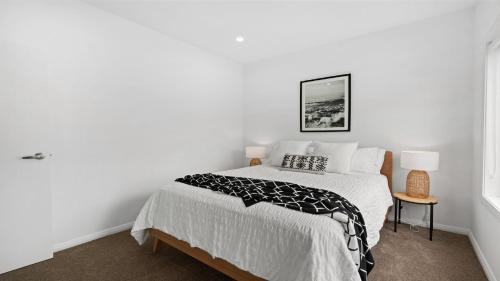 Booker Bay Maison | Bay Bliss U2 Booker Bay -Walk to beach, shops & restaurants