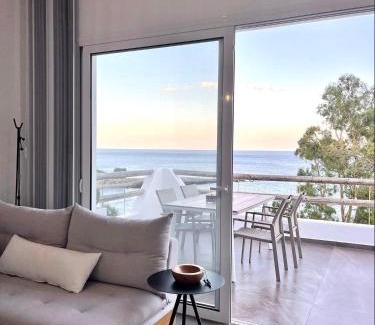 Agios Panteleimonas Maison | BAY DIVINO