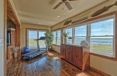 Goshen Maison | "Bay Dream" Avalon - 360 Views - Hot Tub - Roof Deck - Bike To Beach