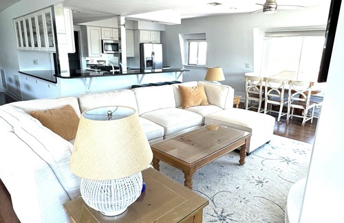 Avon Appartement | Appartement Bay Head avec vue sur l'océan (à un pâté de maisons de la plage)