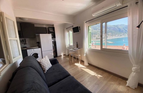 French Riviera Appartement | "Bay Menton" Sea View Old town