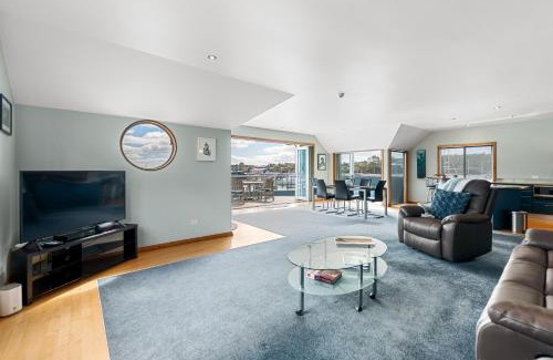 Opua Appartement | Bay of Islands Apartment On The Water- The Bridge