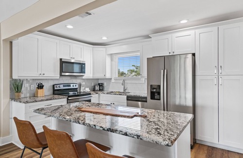 Upper Grand Lagoon Appartement | Bay Point Golf Villas by PHG