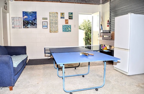 Russell Maison | Bay Retreat - Absolute Beachfront Holiday Home