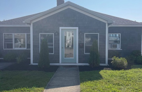 Waveland Maison | Bay Sunset Retreat-Walk to Nantasket beach- Charming 3-bedroom house