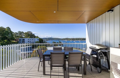 Batemans Bay Appartement | Bay View 2-Bedroom Apartment with BBQ