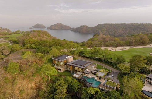 Papagayo Peninsula Maison | Bay-View Architectural Gem Villa at Peninsula Papagayo