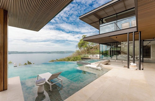 Papagayo Peninsula Maison | Bay-View Architectural Gem Villa at Peninsula Papagayo