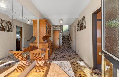 Maungatapu Maison | Bay View Gardens - Tauranga Holiday Home