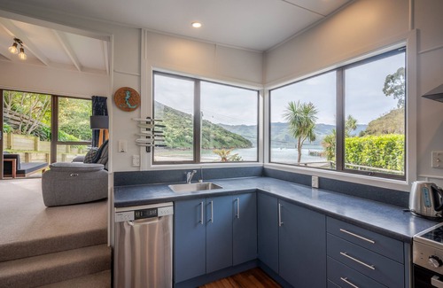 French Farm Maison | Bay View - Tikao Bay Holiday Home
