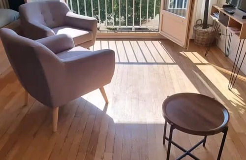 Charleville-Mezieres Appartement | Bayard : Apartment with View, Parking, and Bike Room