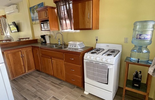 Caye Caulker Maison | Bayblue Suite Studio Apartments