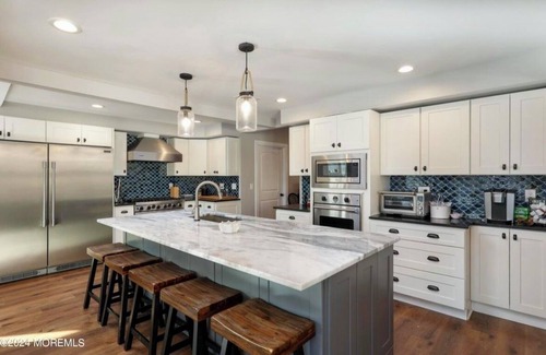 Brick Maison | Bayfront Gem: 7BR Beach House Pool & Private 51ft Boat Dock