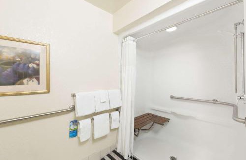 Des Moines Hôtel | Baymont by Wyndham Des Moines Airport