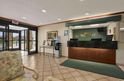 Sullivan Hôtel | Baymont by Wyndham Sullivan
