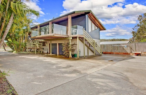 North Haven Maison | Bayside Delight - 4 bedroom holiday home in North Haven, close to beach and river