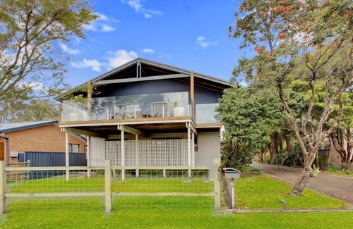 North Haven Maison | Bayside Delight - 4 bedroom holiday home in North Haven, close to beach and river