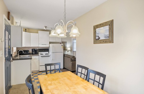 Sodus Point Cottage | Bayside Getaway; Remodeled 2 Bdrm 1 salle de bain Cottage pas de baie et la plage