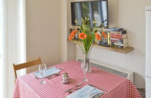 Birch Maison | Baytree Cottage 2