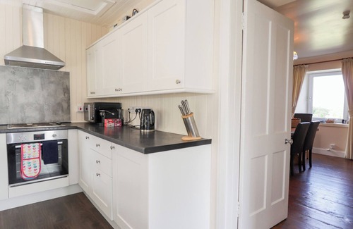 Beinn Orasaigh Cottage | Bayview House, CARBOST