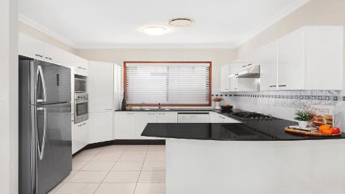 Blue Bay Maison | Bayview House Pet Friendly , Spacious Home Accom Property